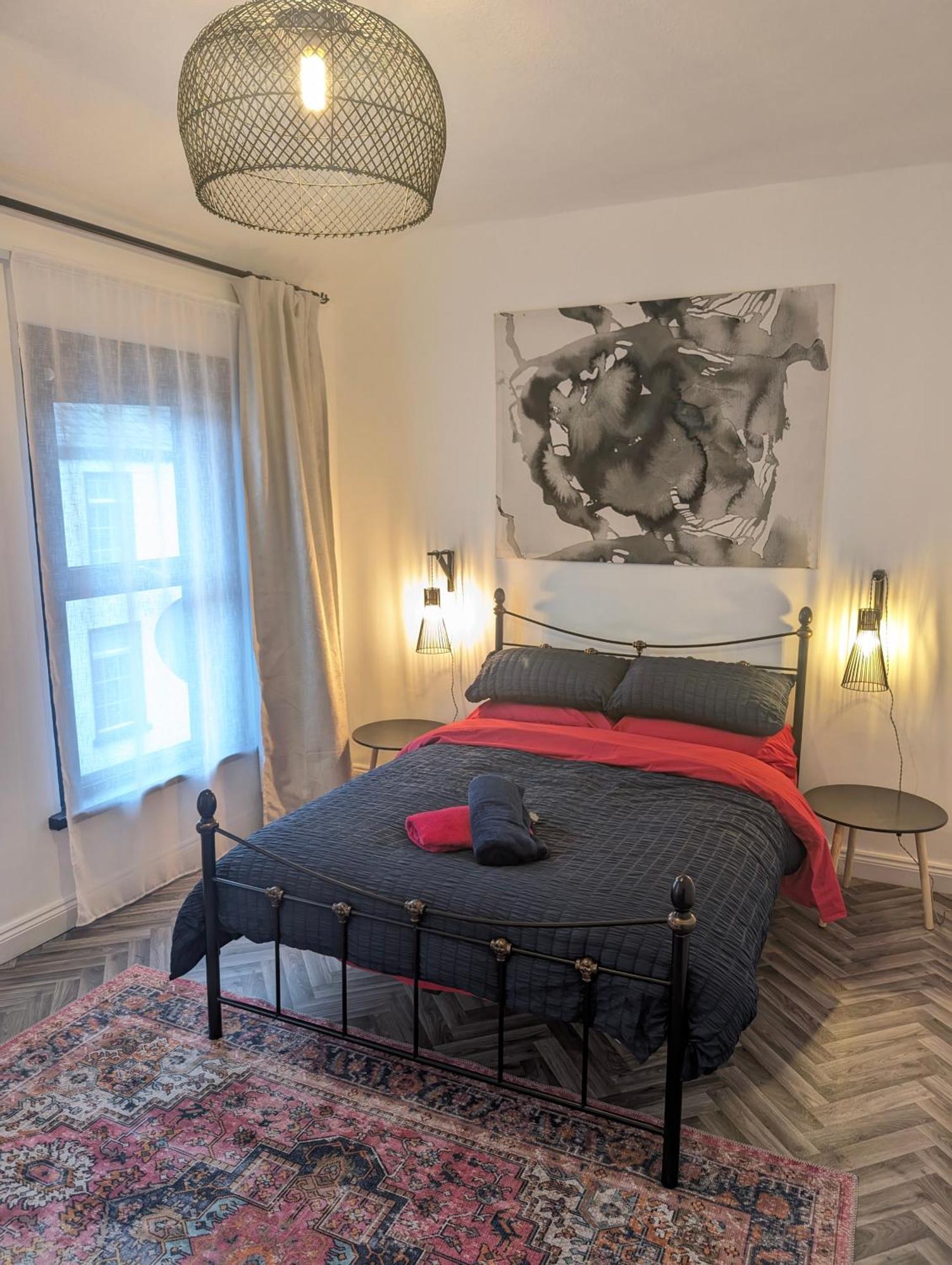 Ivy Townhouse * Londonderry